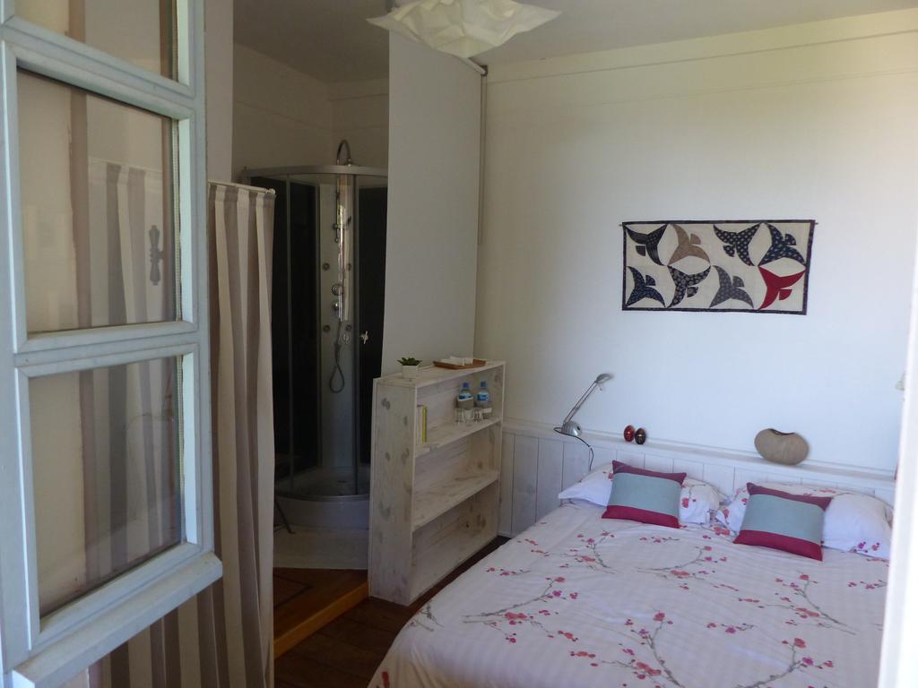 Bed and Breakfast Maison Arriu à Montaut  Extérieur photo